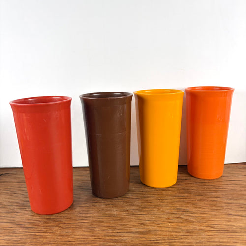 4 vintage tupperware bekers