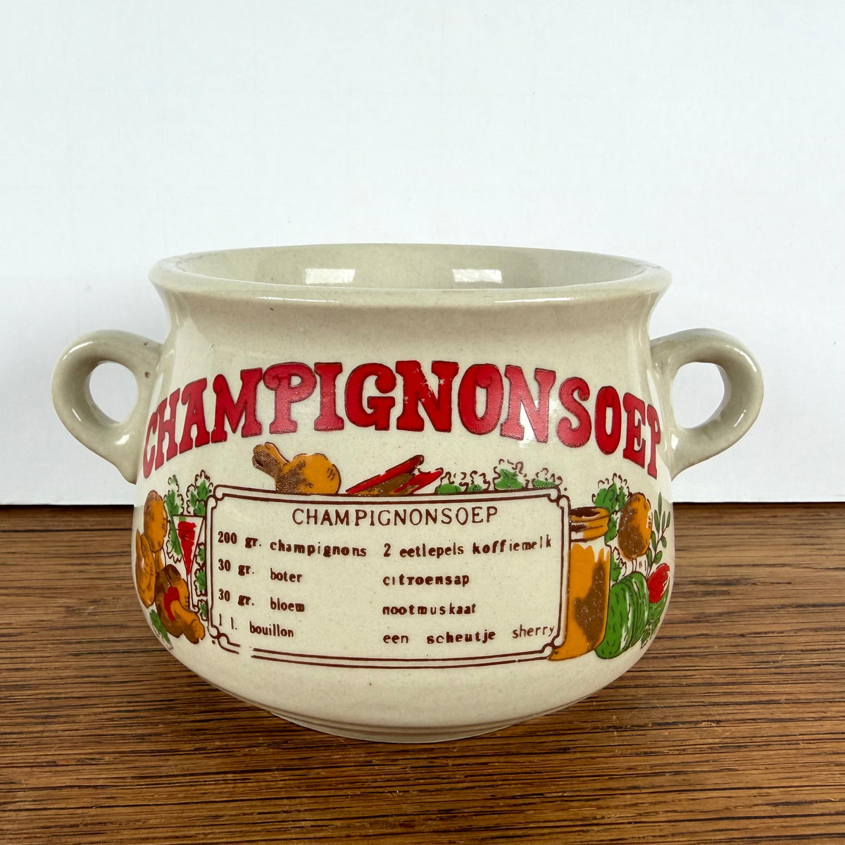 Vintage soepkom  recept champignonsoep